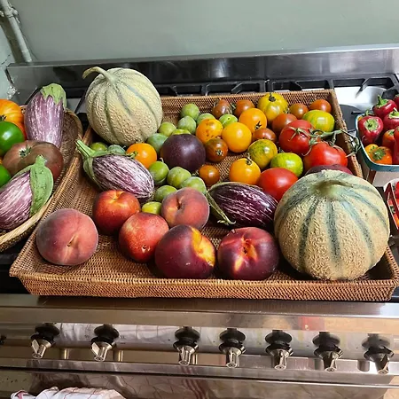 Belle Au Coeur De ,petit Déjeuner, Jardin Et Bassin Montpellier